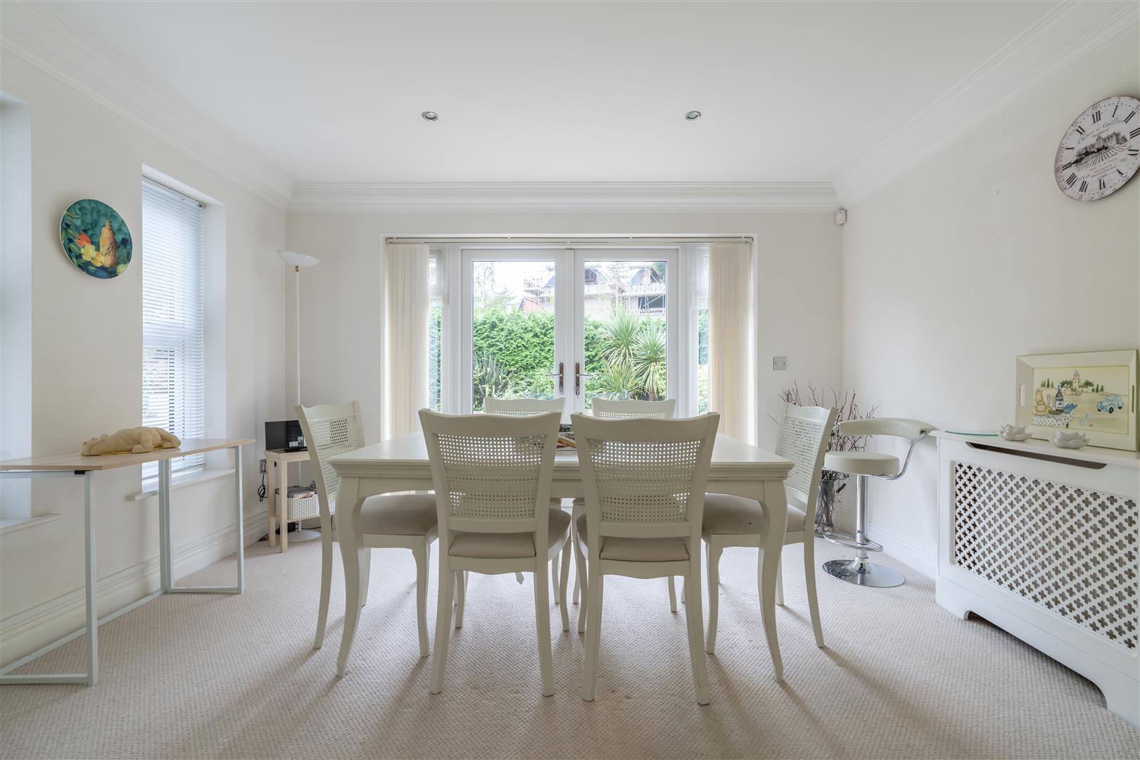 Property information Luxury & Prestige